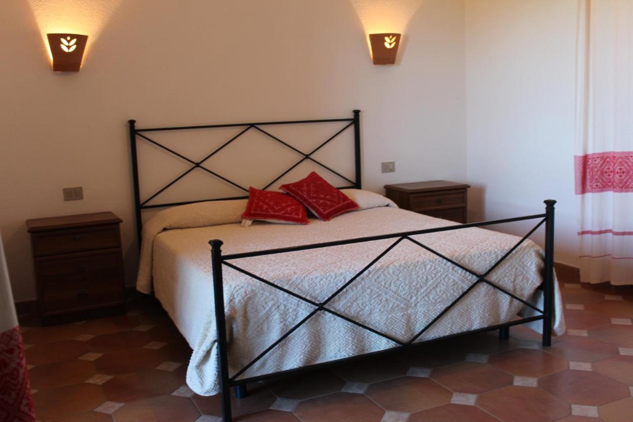 Residence Oasi E Oasi Blu Сан-Теодоро Экстерьер фото