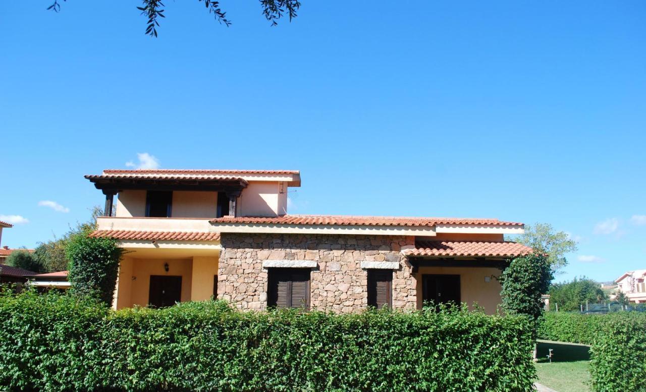 Residence Oasi E Oasi Blu Сан-Теодоро Экстерьер фото