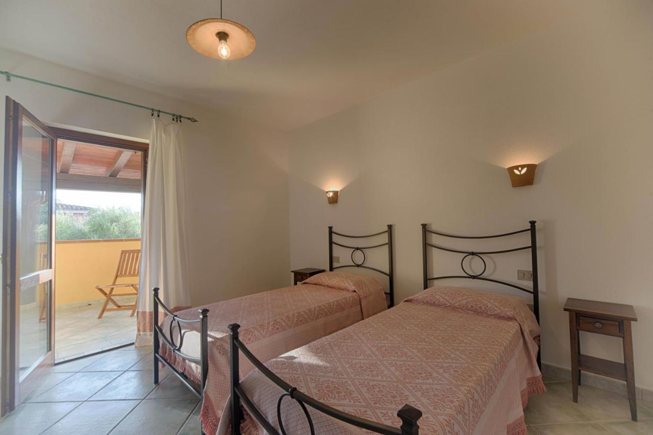 Residence Oasi E Oasi Blu Сан-Теодоро Экстерьер фото