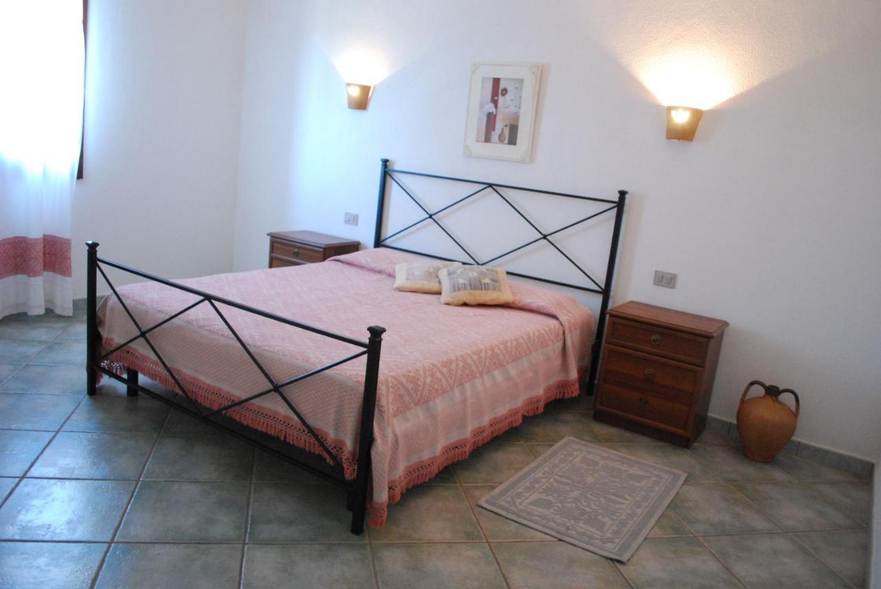 Residence Oasi E Oasi Blu Сан-Теодоро Экстерьер фото